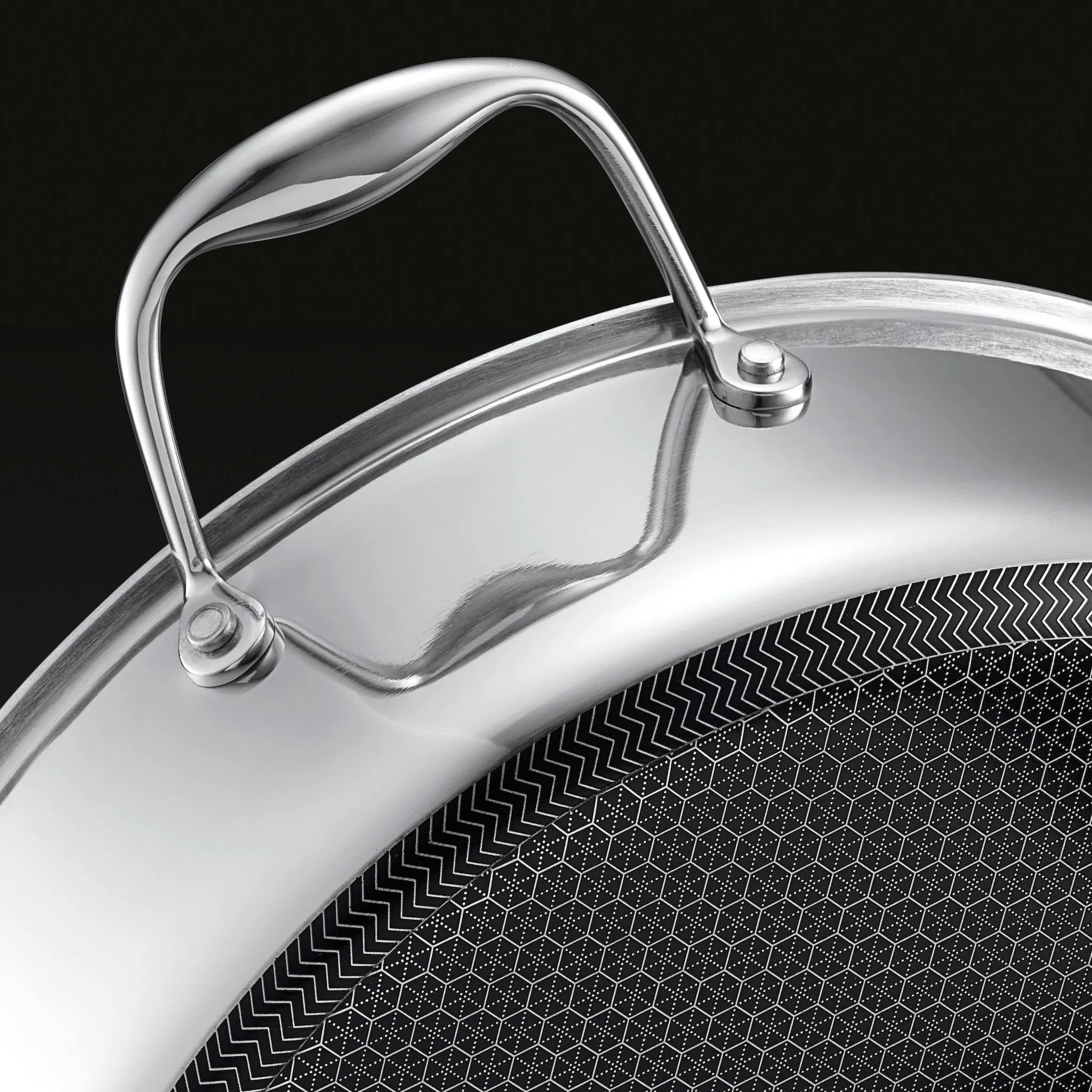5.5 QT Hybrid Deep Sauté Pan with Lid (5.2L)