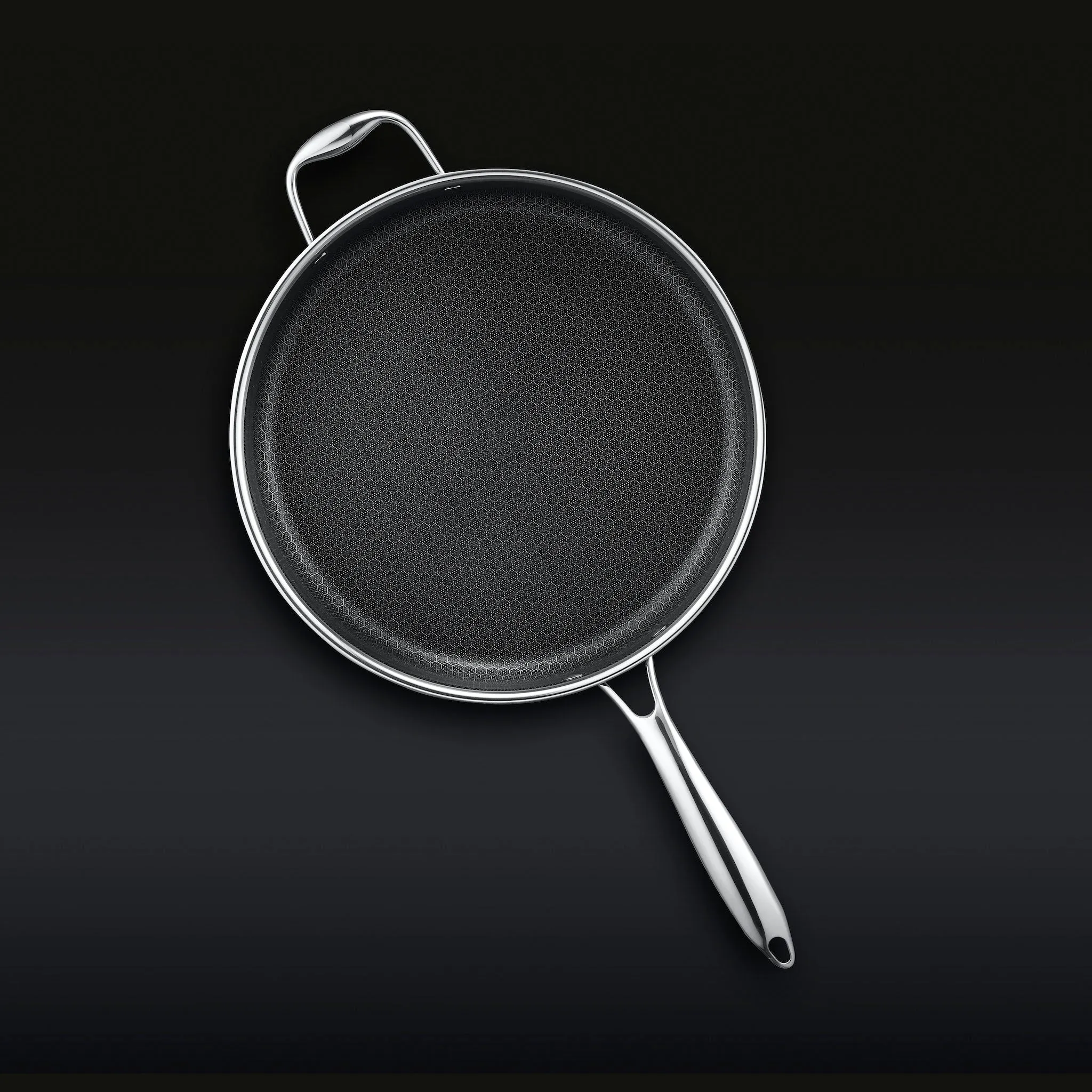 5.5 QT Hybrid Deep Sauté Pan with Lid (5.2L)
