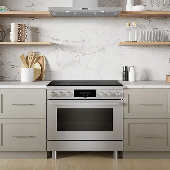 Bosch Stainless Steel 36" Industrial-Style Electric Induction Range (3.7 cu. ft.) - HIS8655C