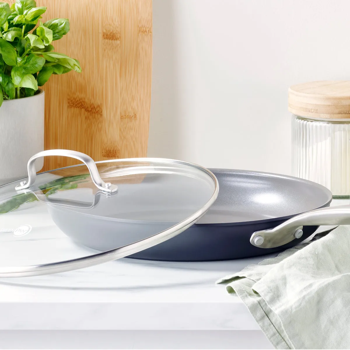 Chatham Ceramic Nonstick 12" Frypan with Lid