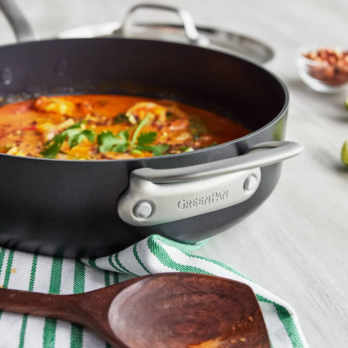 Craft Noire Ceramic Nonstick 4.5-Quart Sauté Pan with Lid and Helper Handle