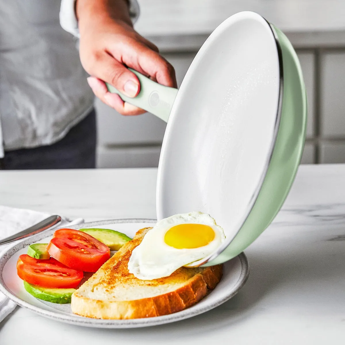 Dover Ceramic Nonstick 10" Frypan | Pastel Green