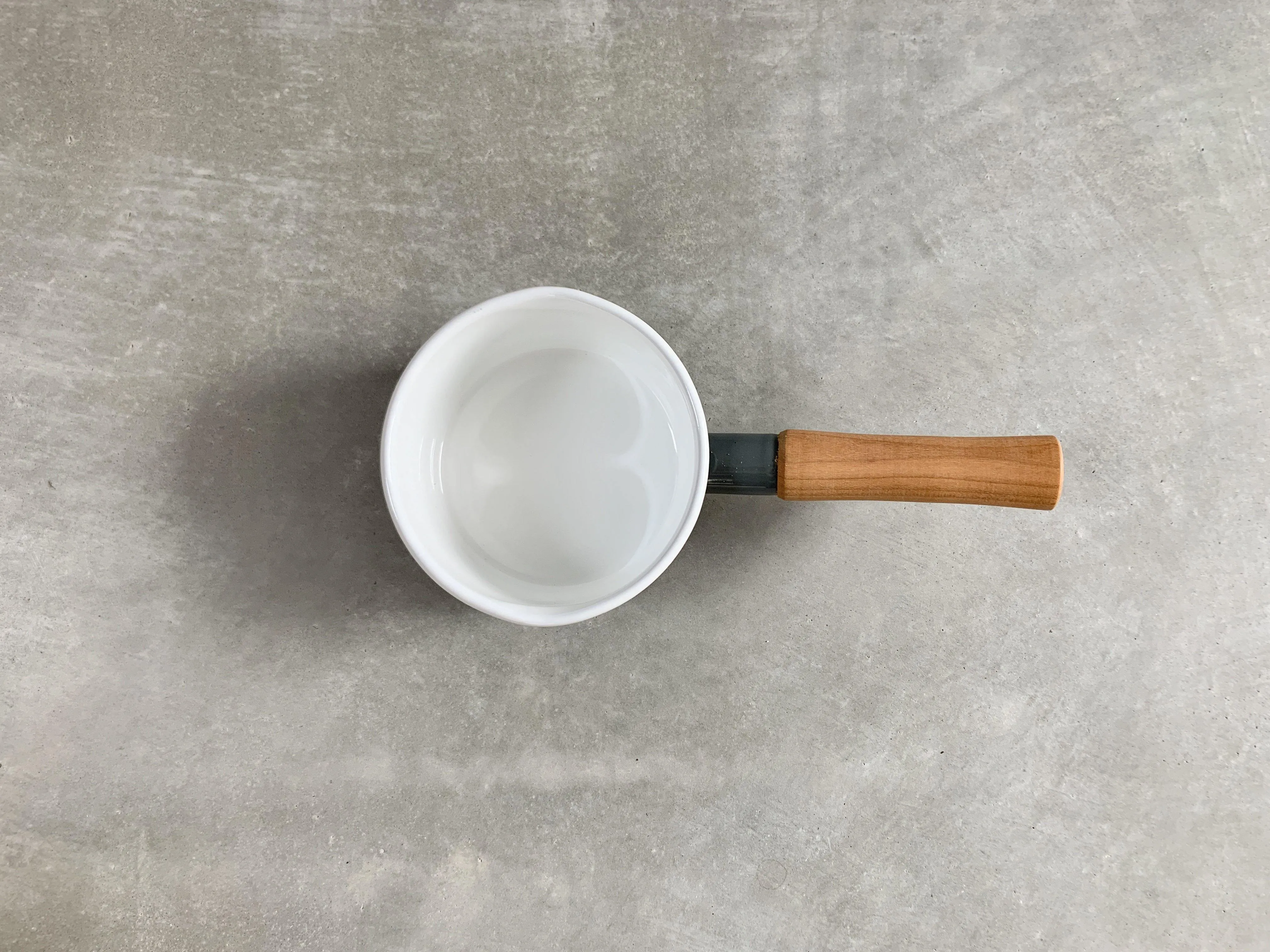 Noda Horo Couleur Enamel Milk Pan 12cm without lid