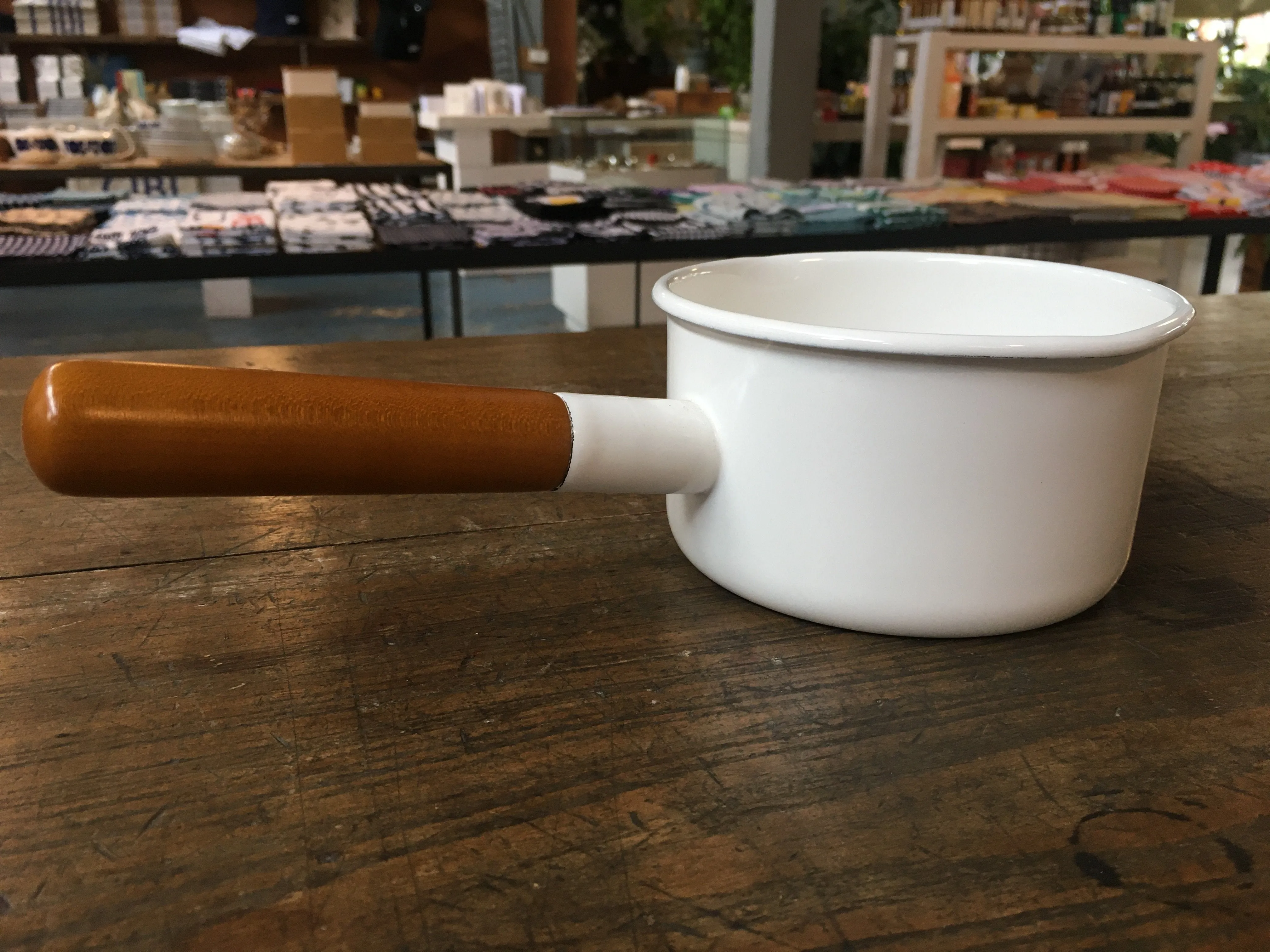 Noda Horo Pochika Enamel Milk Pan 12cm