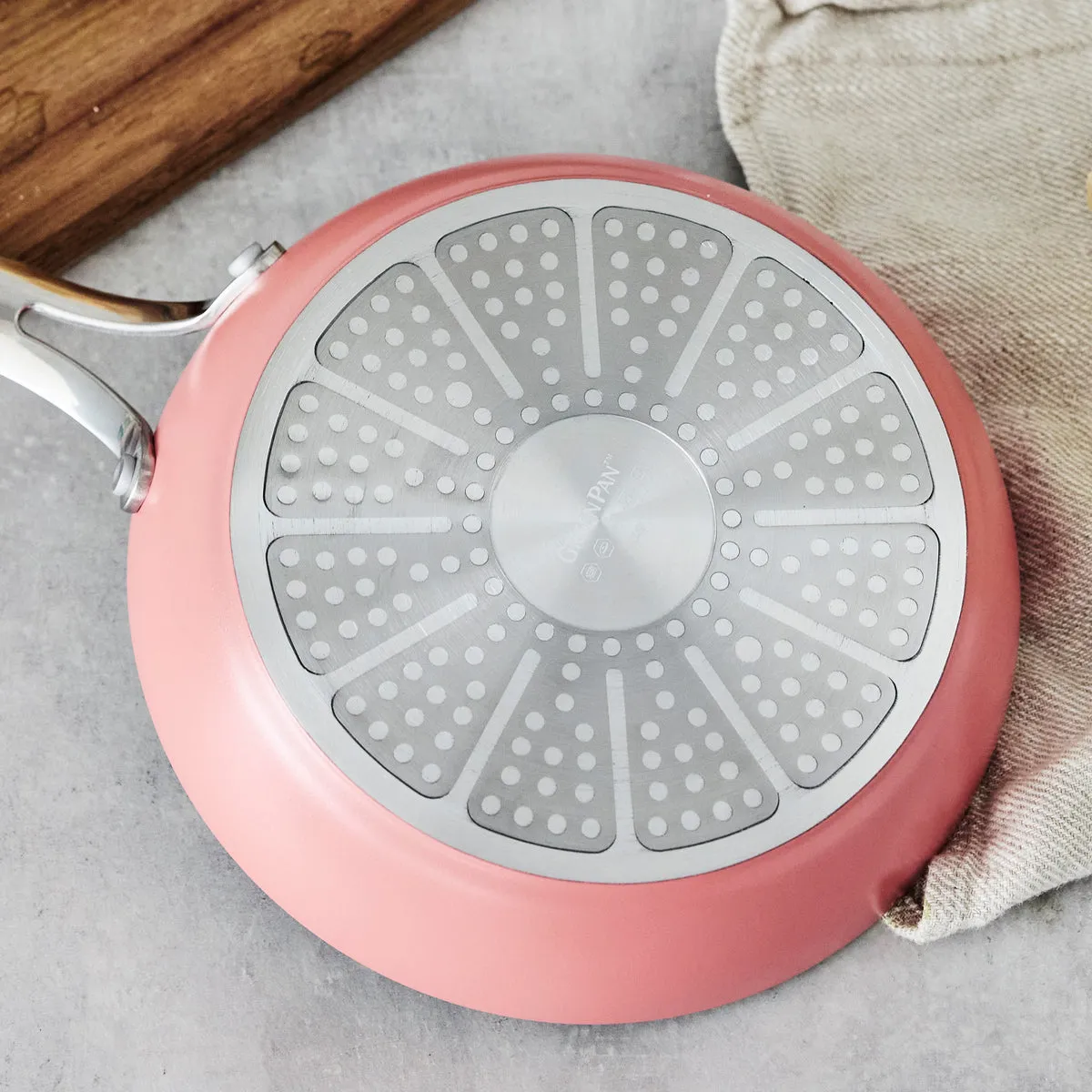 Nova Ceramic Nonstick 8" Frypan | Coral