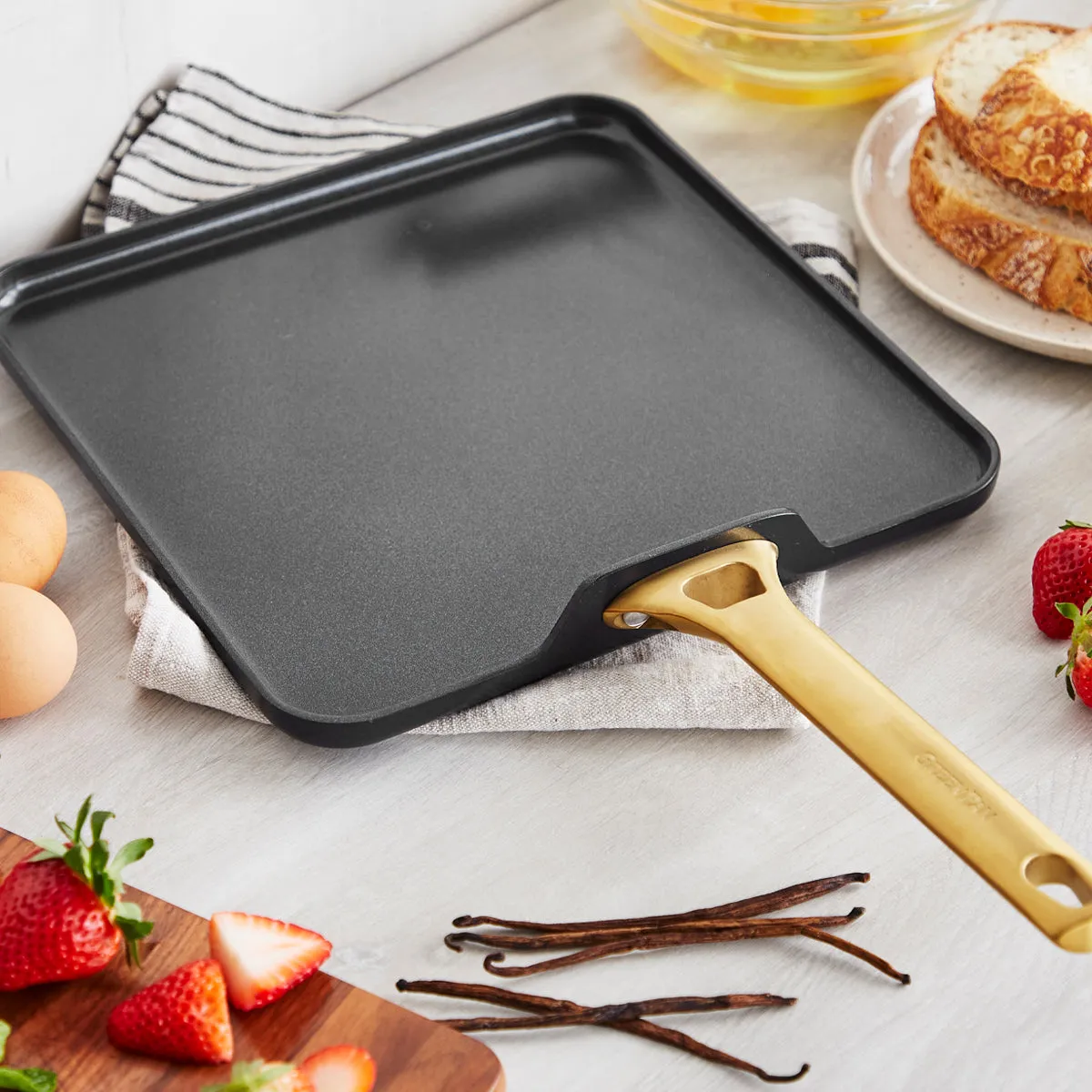 Reserve Ceramic Nonstick 11" Square Griddle | Black