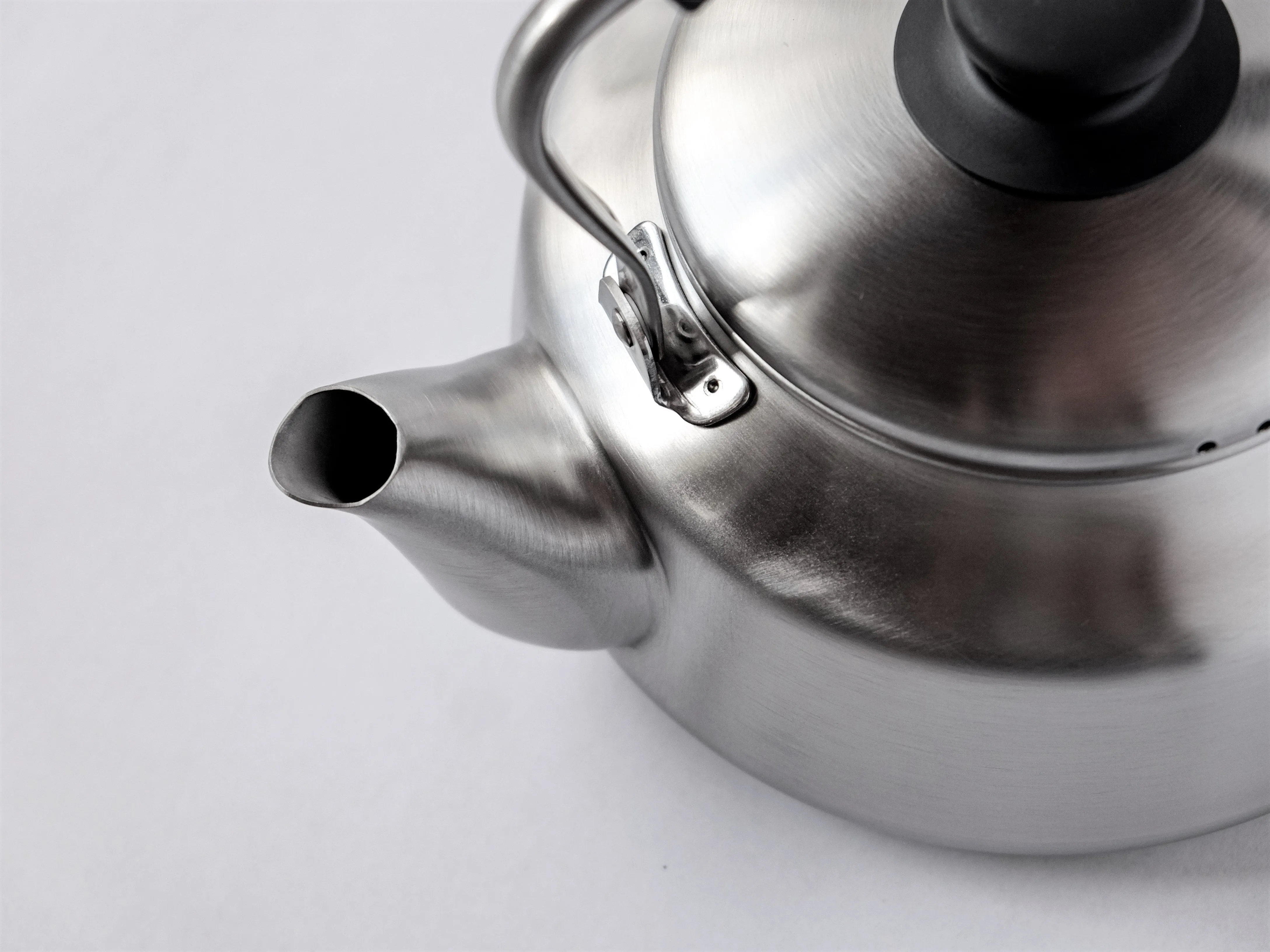 Sori Yanagi Design Kettle Matte
