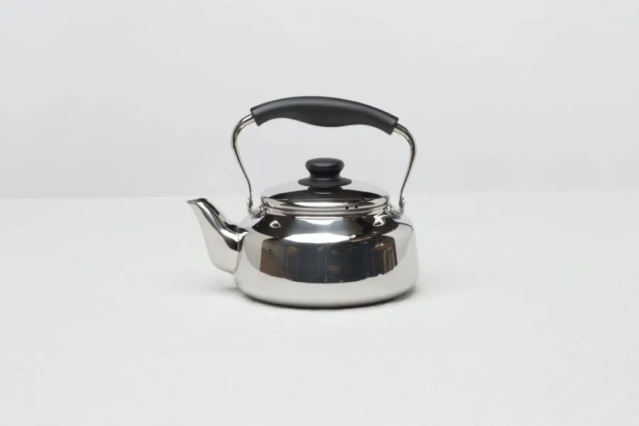Sori Yanagi Design Kettle Mirror