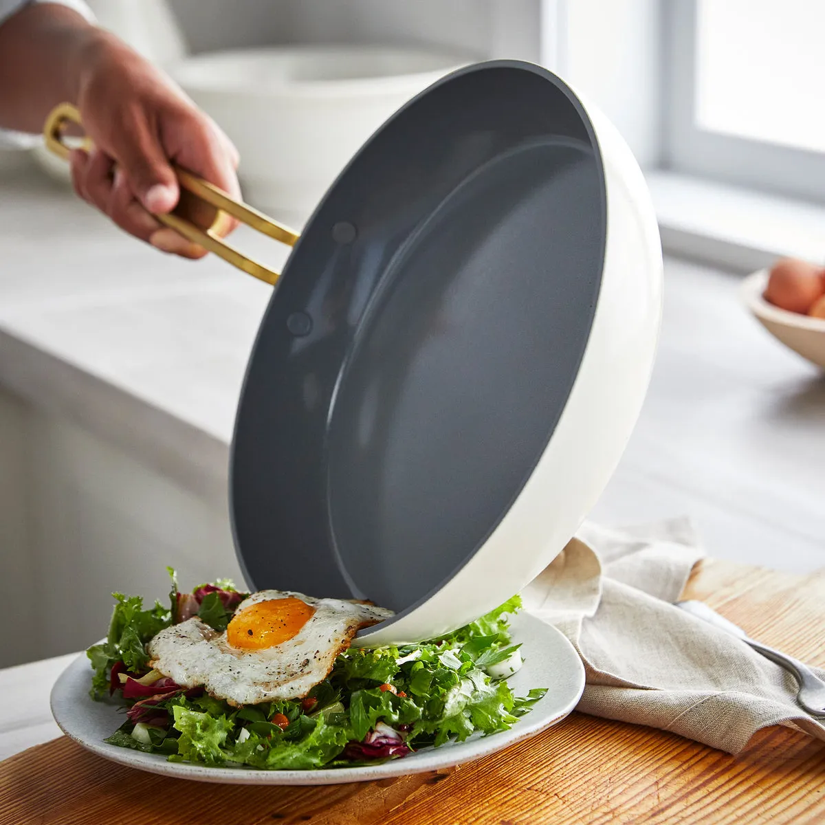 Stanley Tucci™ Ceramic Nonstick 4-Piece Chef Set with the Tucci Cookbook | Carrara White