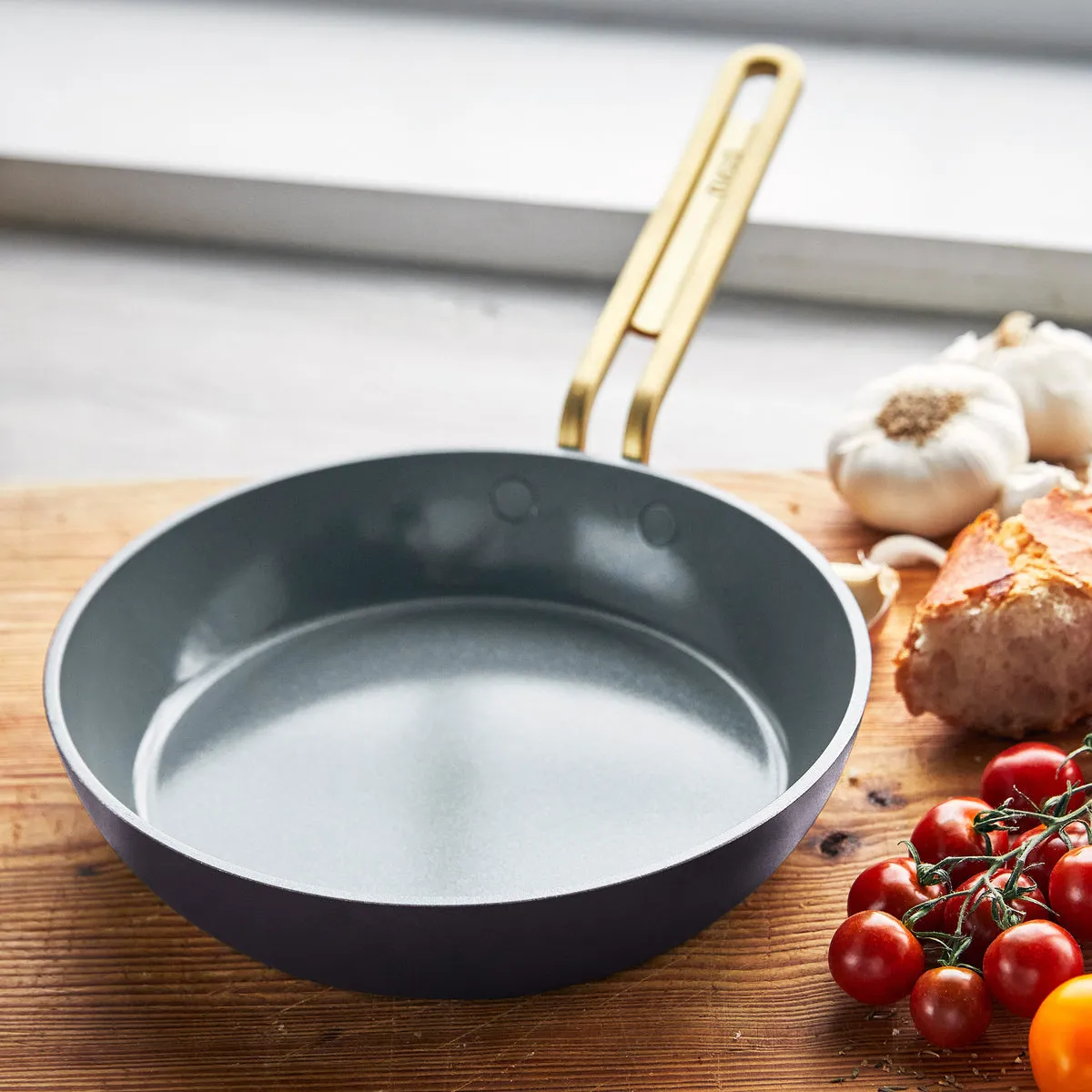 Stanley Tucci™ Ceramic Nonstick 8" Frypan | Calabrian Fig