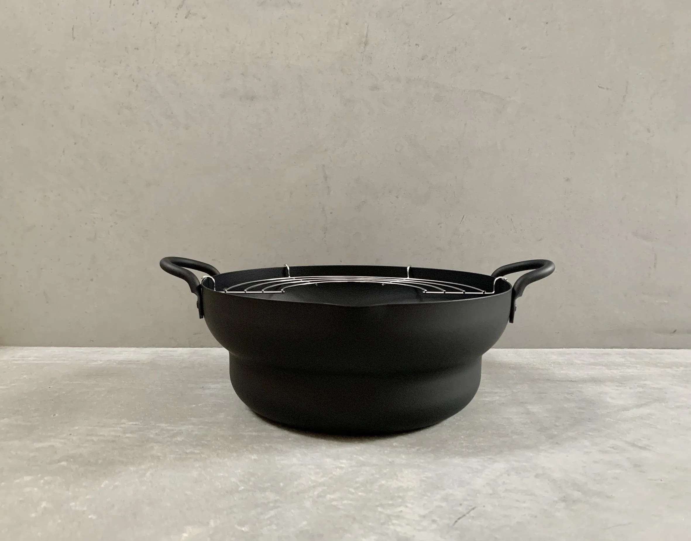 Takumi Tempura Pot 24cm