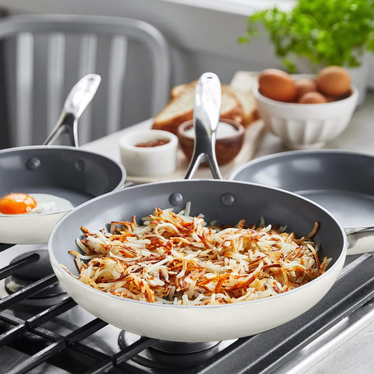 Valencia Pro Ceramic Nonstick 8", 9.5", and 11" Frypan Set | Cream