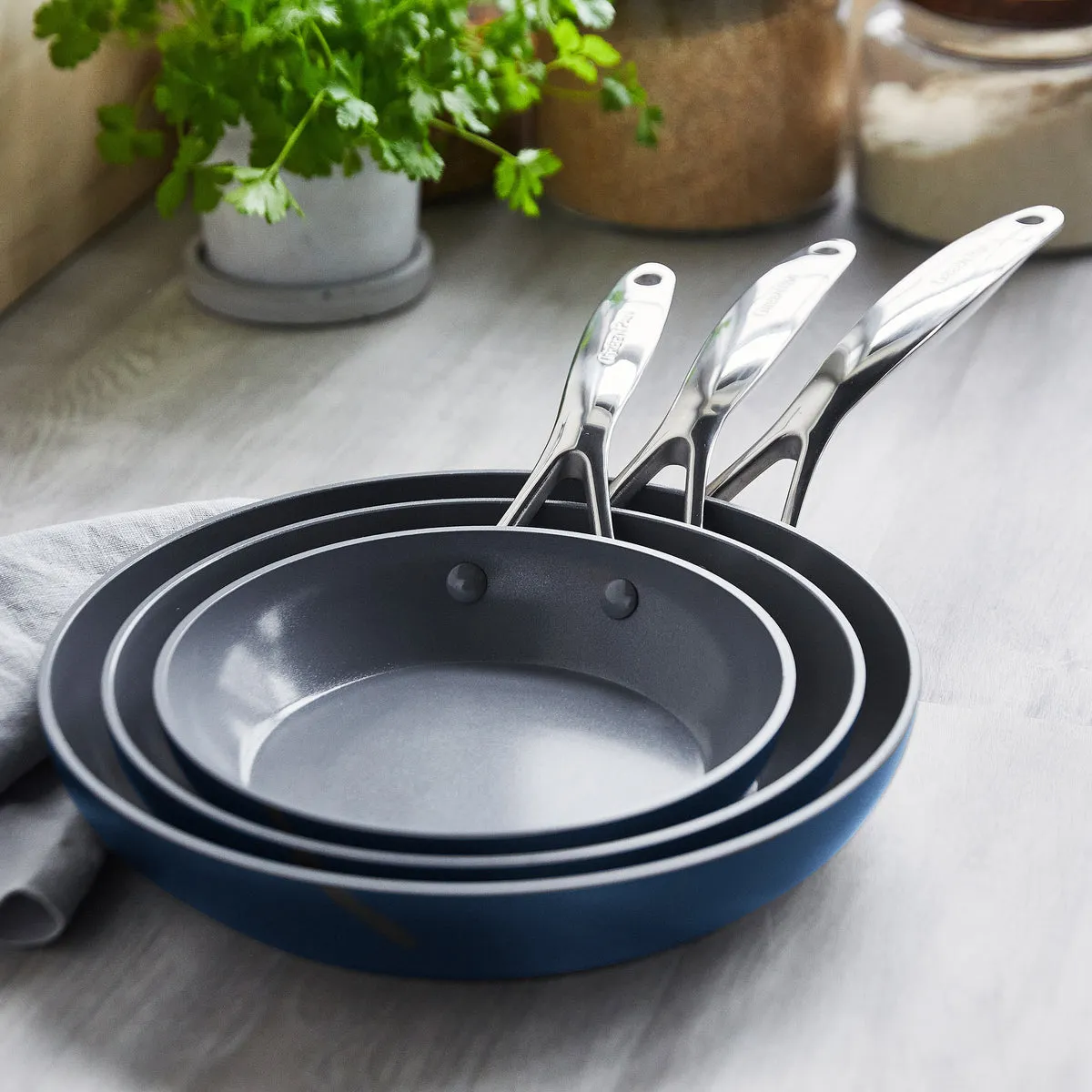 Valencia Pro Ceramic Nonstick 8", 9.5", and 11" Frypan Set | Oxford Blue