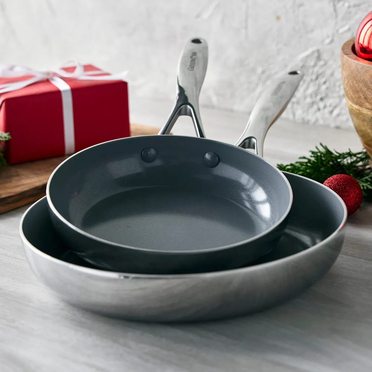 Valencia Pro Ceramic Nonstick 8" and 10" Frypan Set