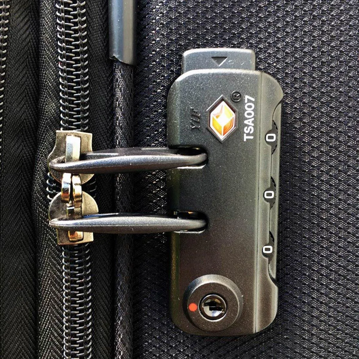 VUE Touring LTE Lightweight Softside Spinner Luggage